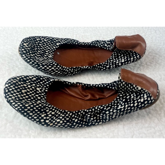 LUCKY BRAND • Black/White Dotted Emmie Ballet Flats - Picture 8 of 14